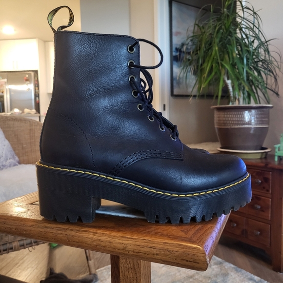 Doc  Martens “Shriver High” Black Boots - Picture 1 of 12